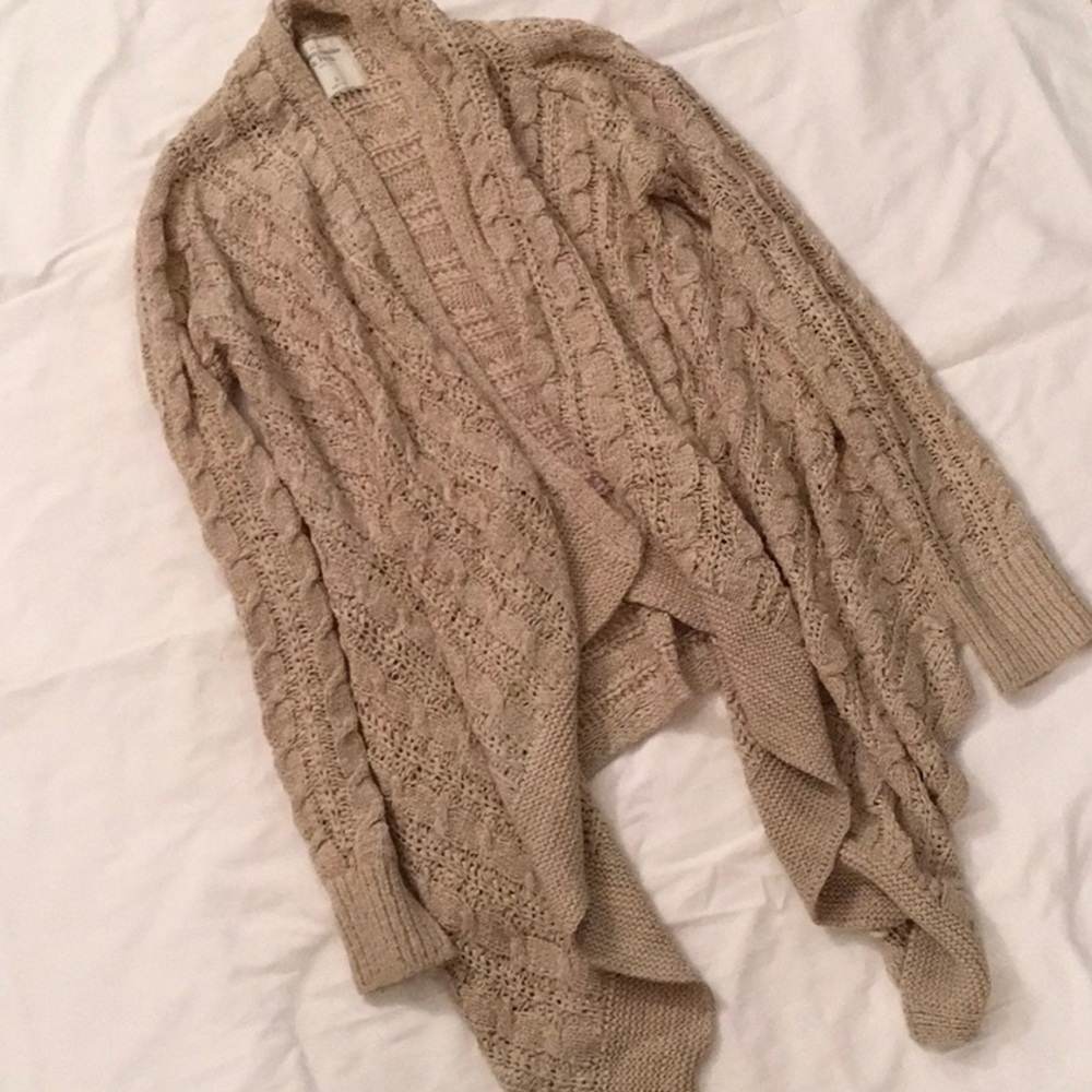 Tan cable blanket cardigan